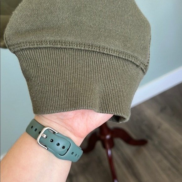 Hurley Olive Jogger Pants - Soft cotton blend - Relaxed fit - Picture 3 of 7